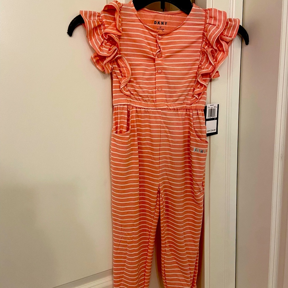 DKNY girl’s outfit